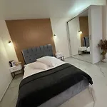 Baltic Avenue Apartment *